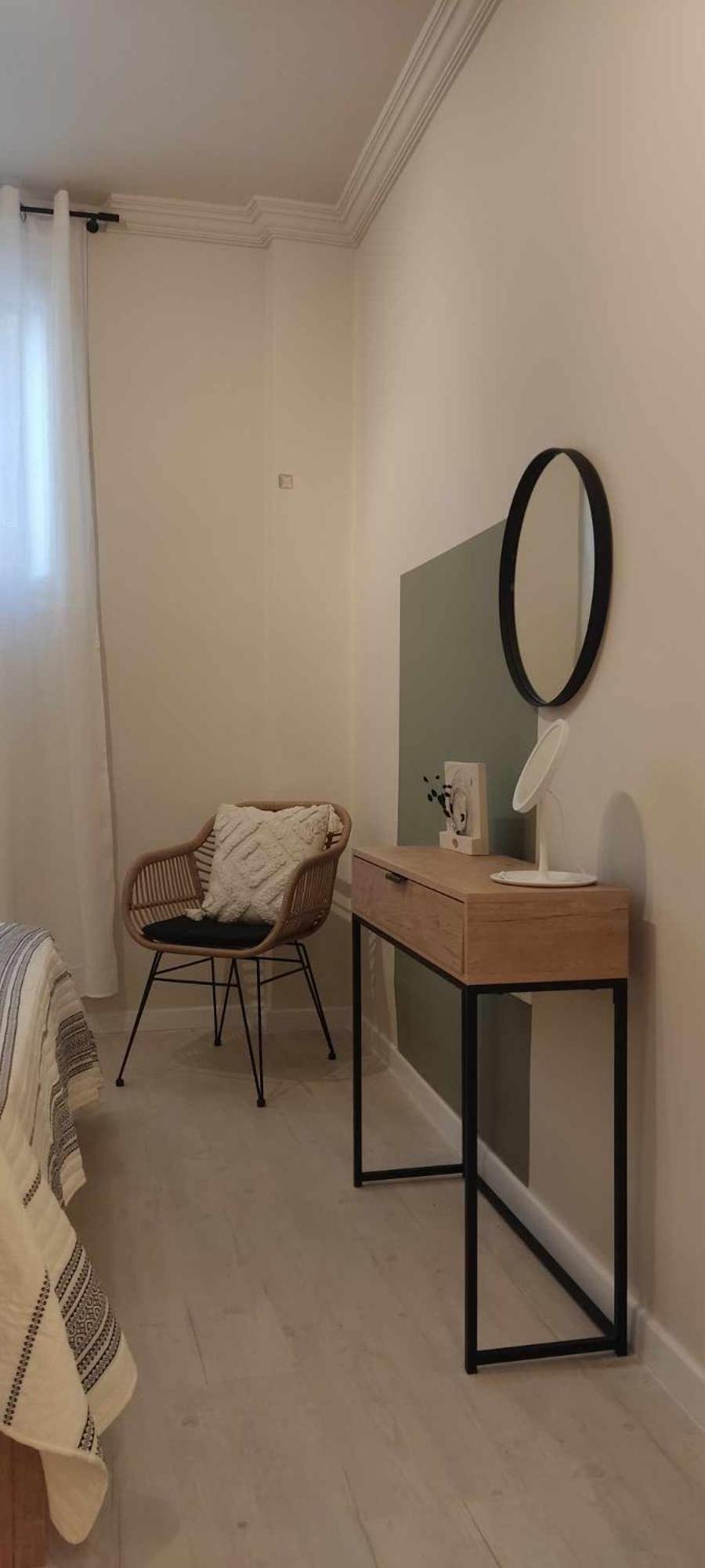 The Roots Of Parthenon Apartment *