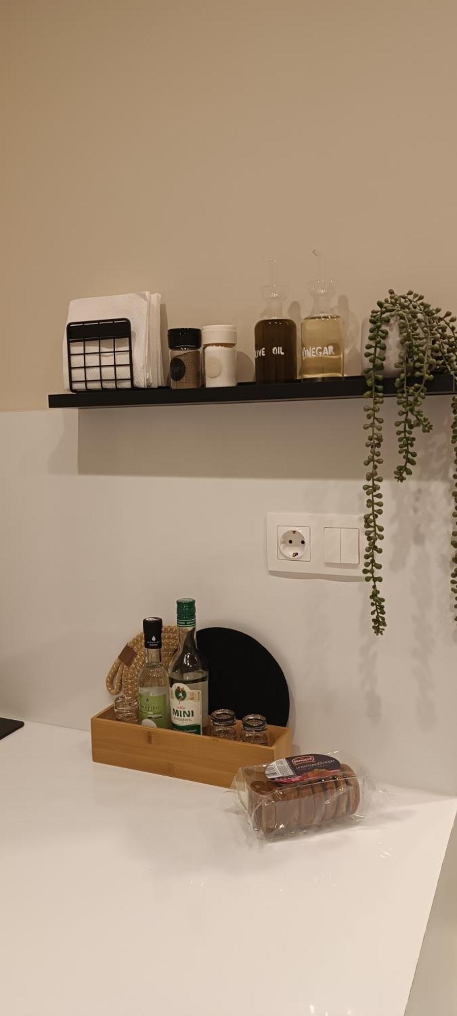 The Roots Of Parthenon Apartment *